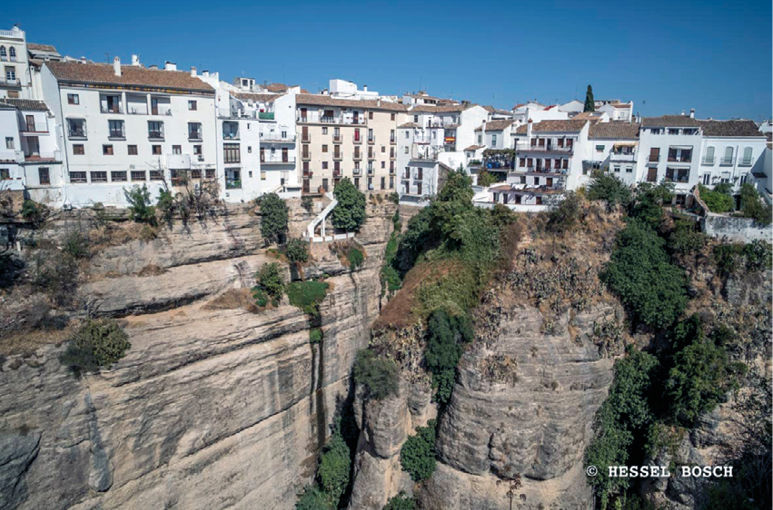 Ronda in centraal Andalusië  verleidt elke bezoeker